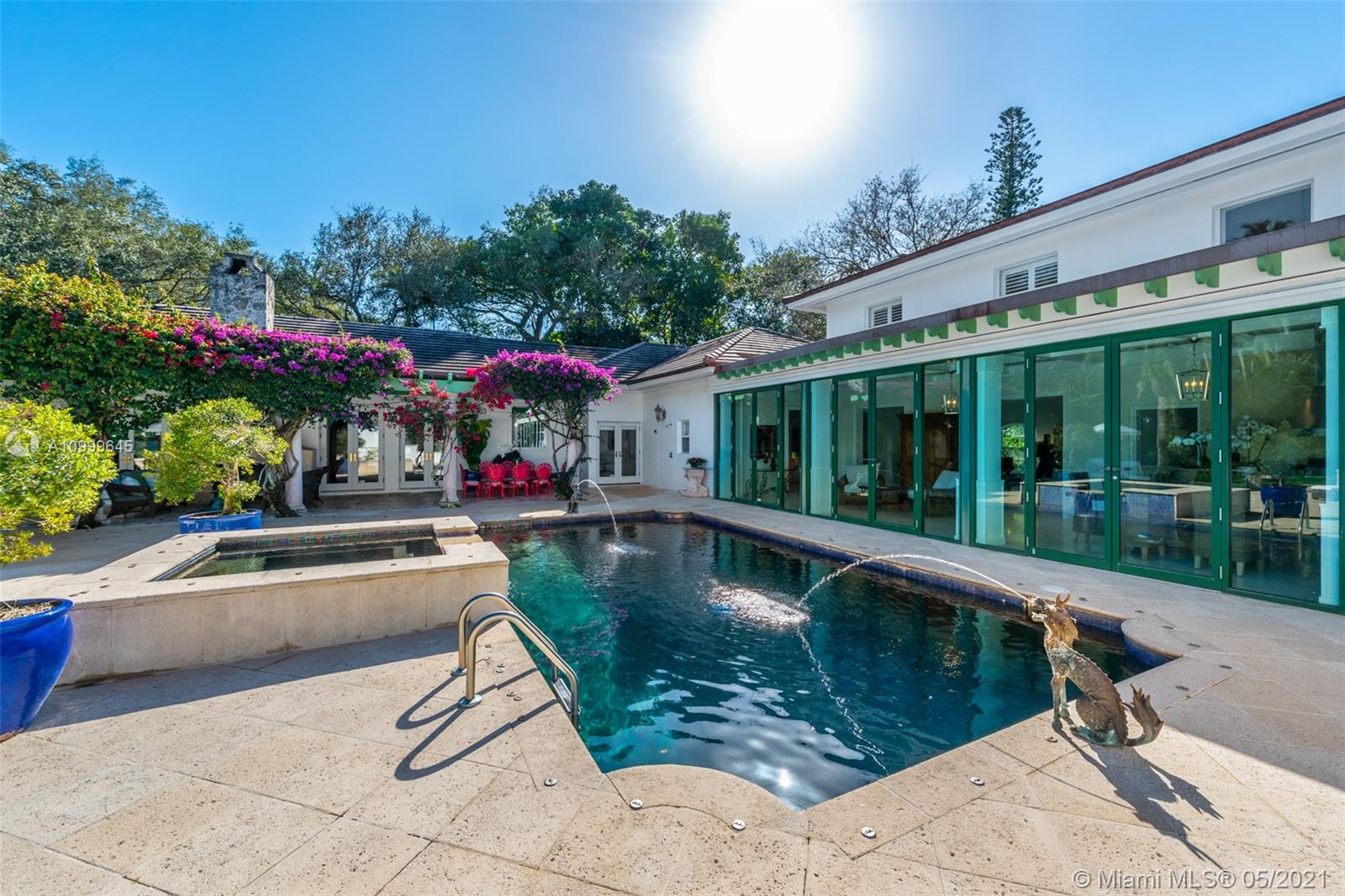 SNAPPER CREEK LAKES SUB - Residential