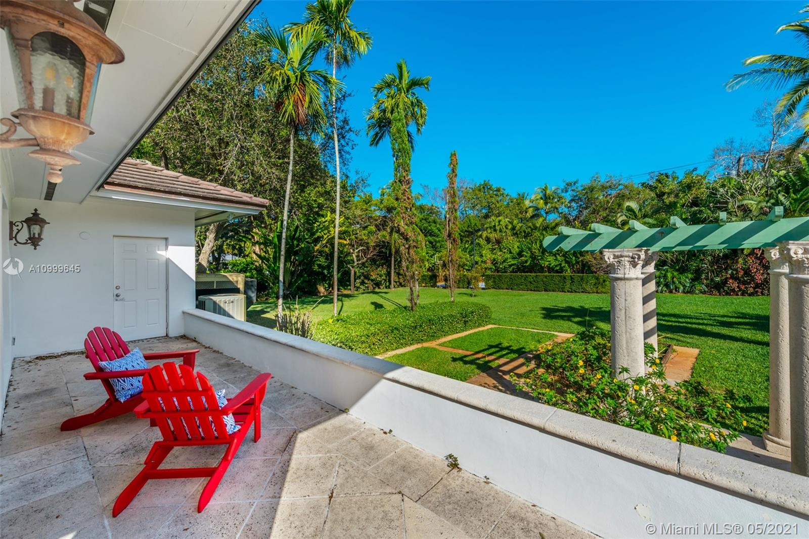 SNAPPER CREEK LAKES SUB - Residential