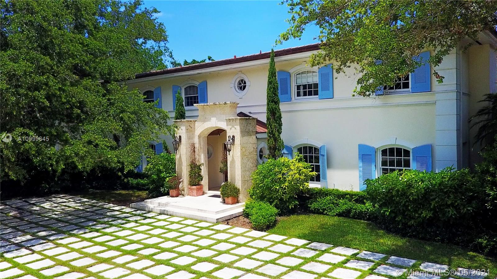 SNAPPER CREEK LAKES SUB - Residential