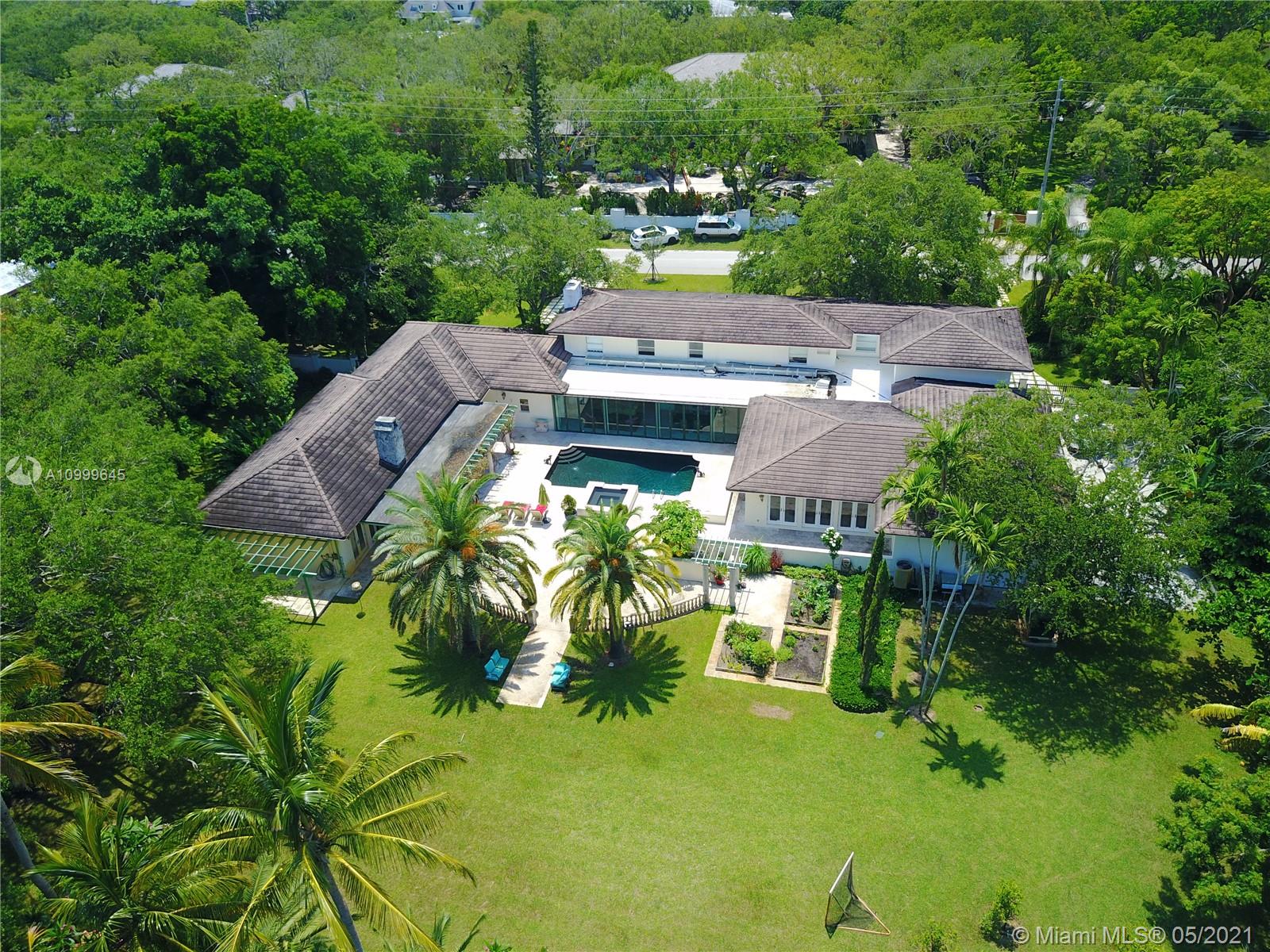 SNAPPER CREEK LAKES SUB - Residential