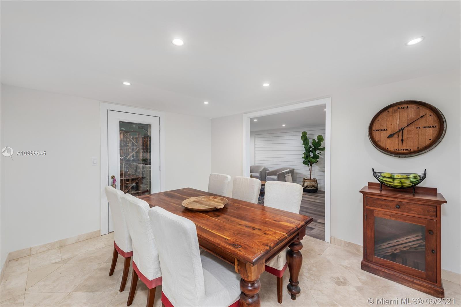 SNAPPER CREEK LAKES SUB - Residential