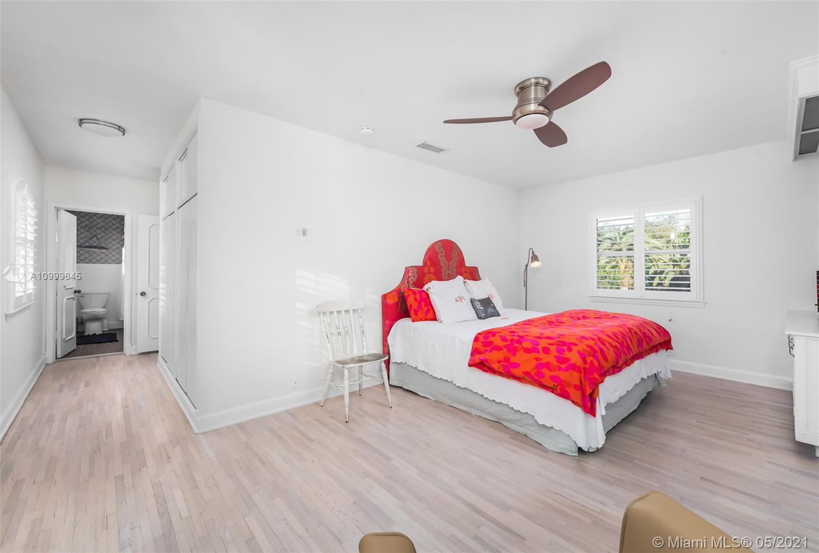 SNAPPER CREEK LAKES SUB - Residential