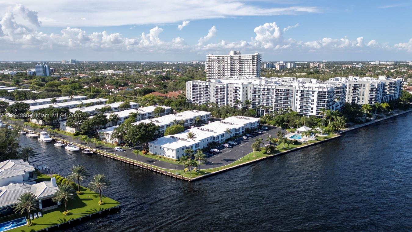 BAY COLONY CLUB CONDO - Residential