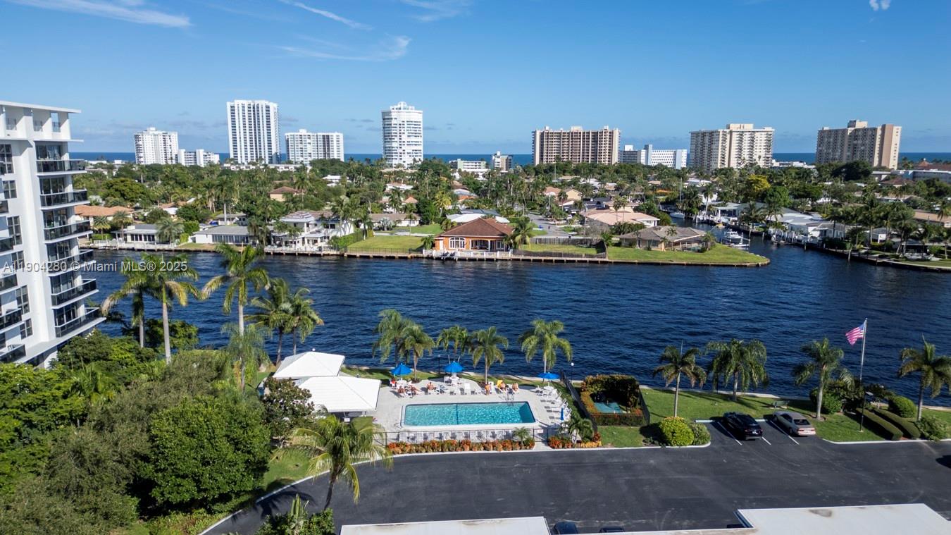 BAY COLONY CLUB CONDO - Residential