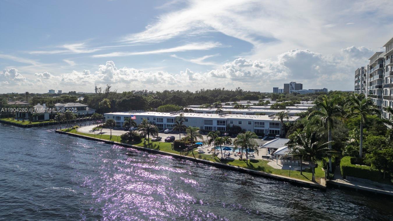 BAY COLONY CLUB CONDO - Residential