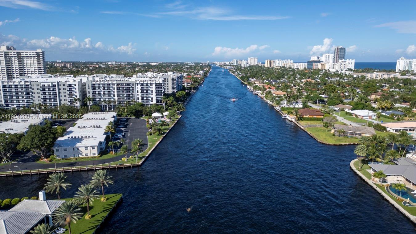 BAY COLONY CLUB CONDO - Residential