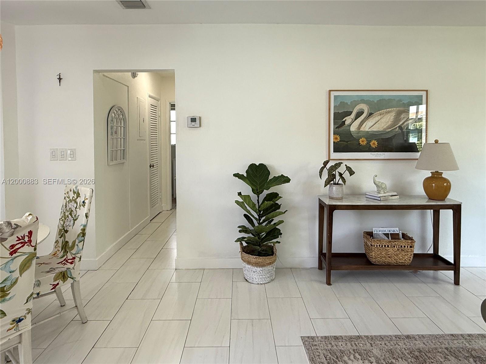 SKY LAKE GARDENS NO 4 CON - Residential