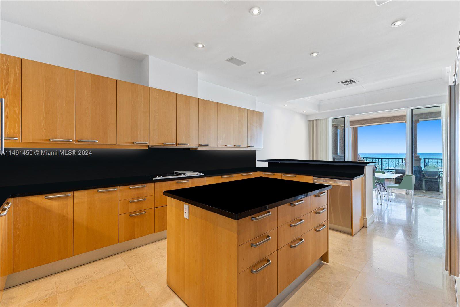 7400 OCEANSIDE AT FISHER - Residential