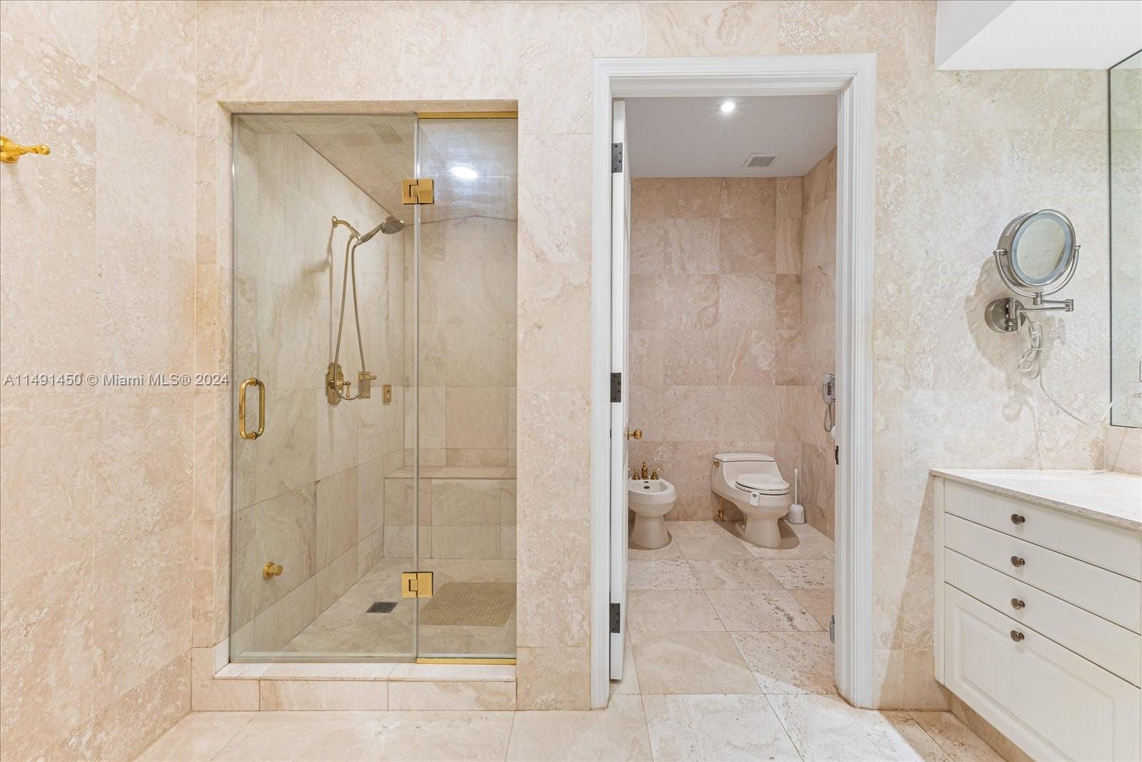 7400 OCEANSIDE AT FISHER - Residential