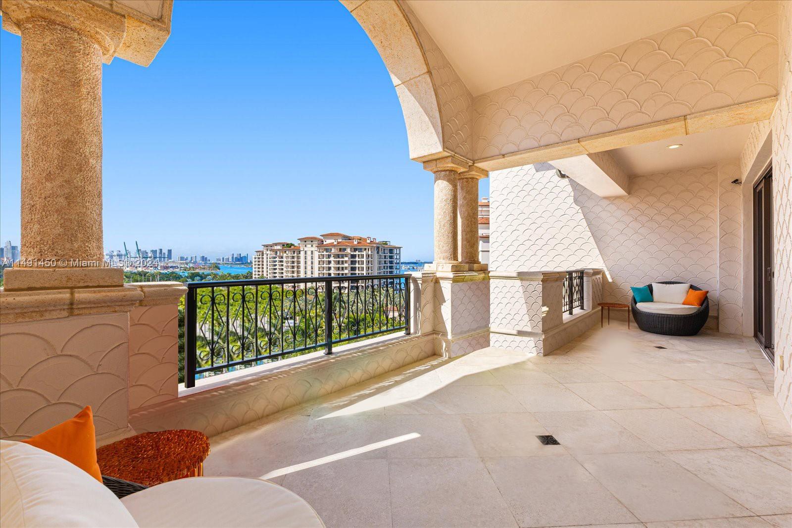 7400 OCEANSIDE AT FISHER - Residential