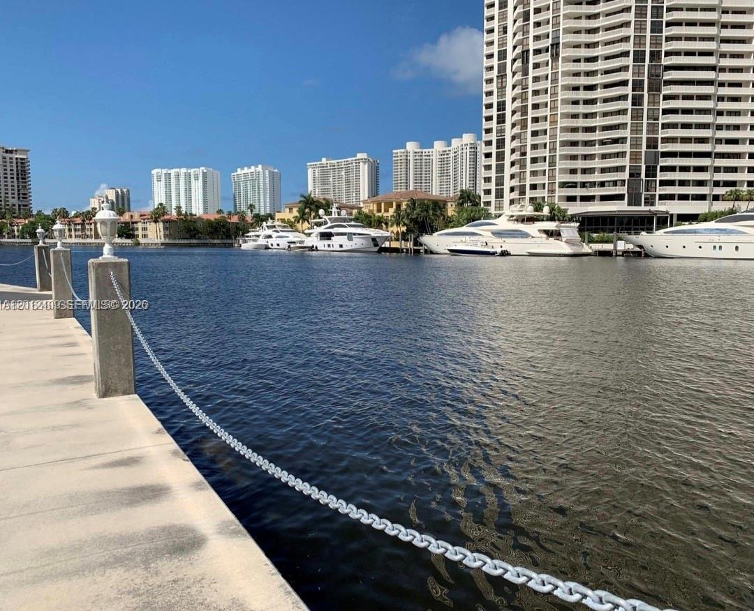 POINT EAST SEC 4 CONDO - Residential