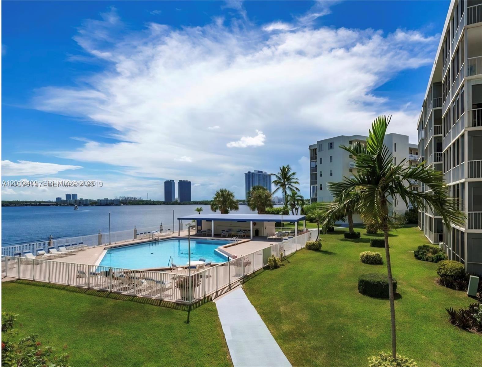 POINT EAST SEC 4 CONDO - Residential