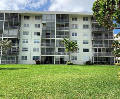 Tiny photo for 3020 Marcos Dr #S103, Aventura, FL 33160 (MLS # A12012409)