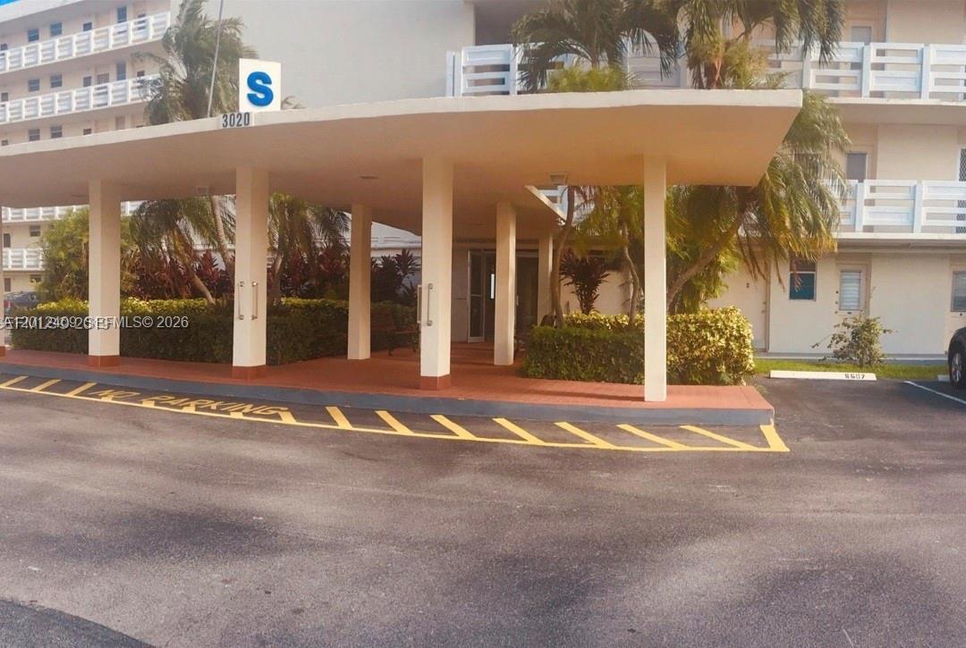 POINT EAST SEC 4 CONDO - Residential