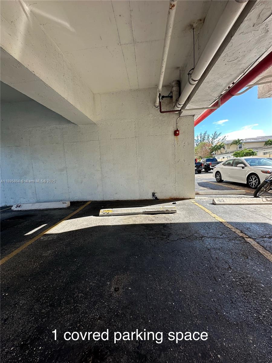 BYRON GARDENS CONDO - Residential