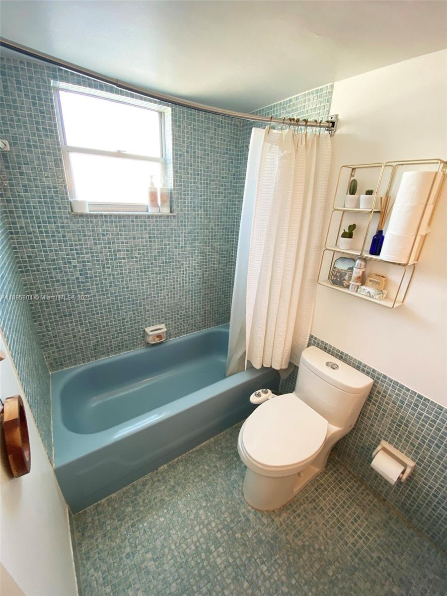 BYRON GARDENS CONDO - Residential