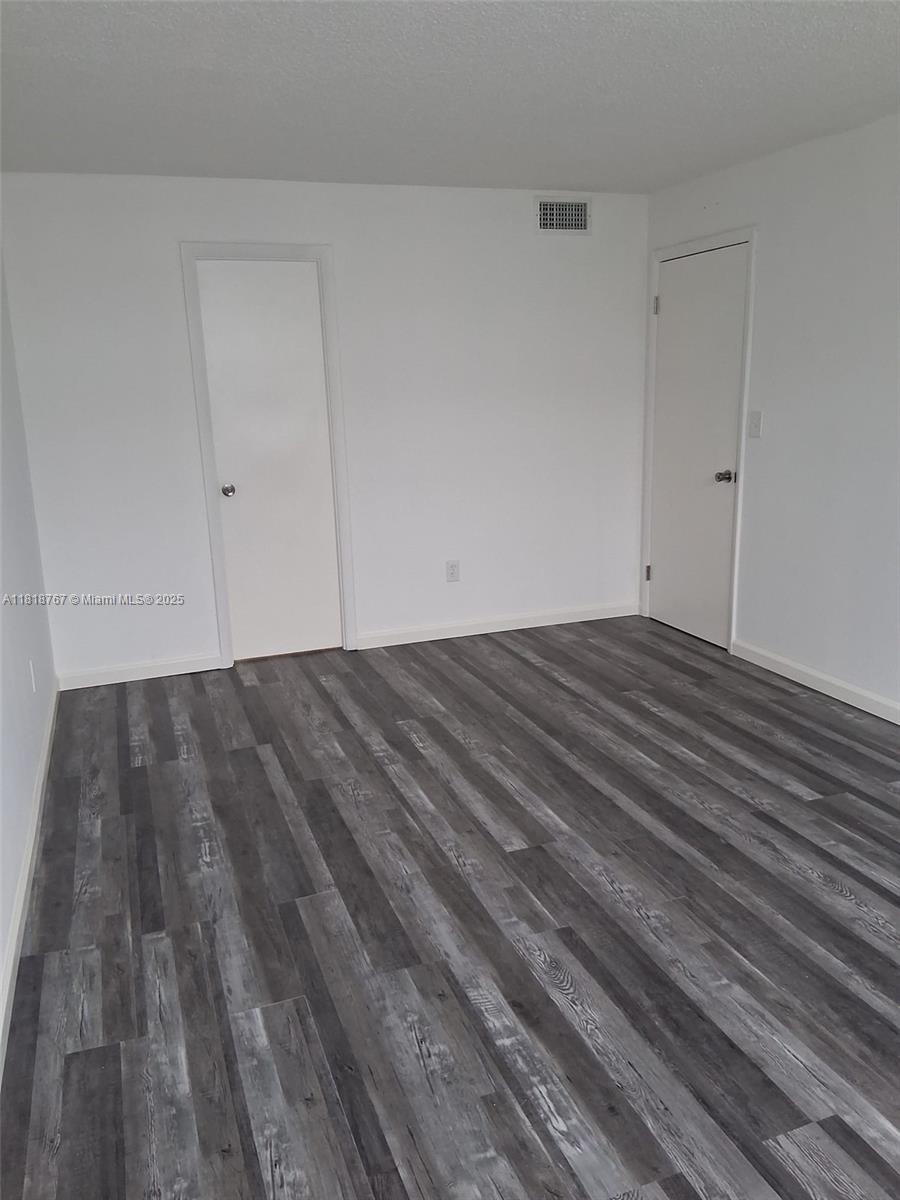 492 NW 165th St Rd C-410