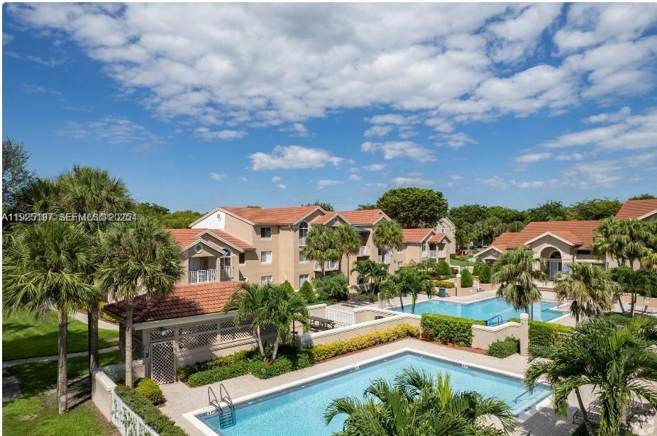 10521 SW 157th Pl 106