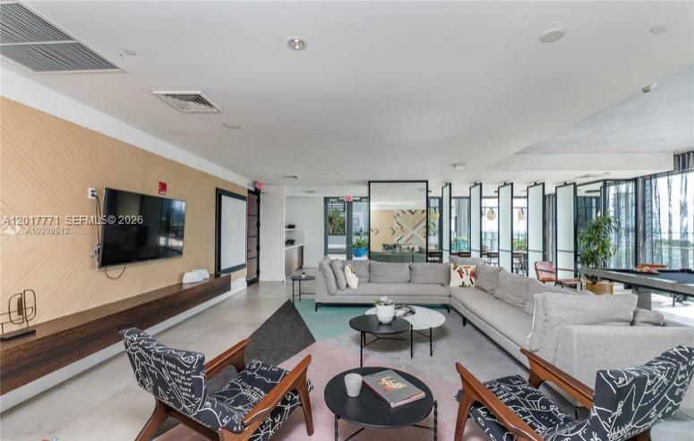 3401 MIDTOWN CONDO - Residential