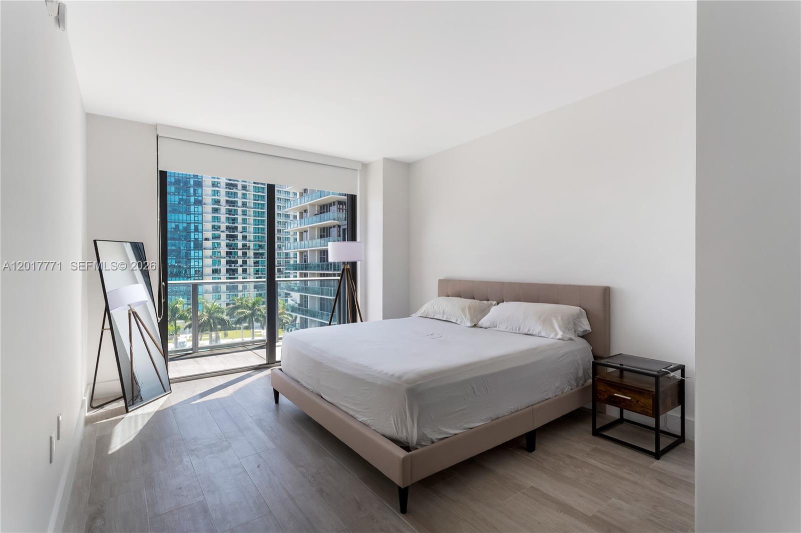 3401 MIDTOWN CONDO - Residential