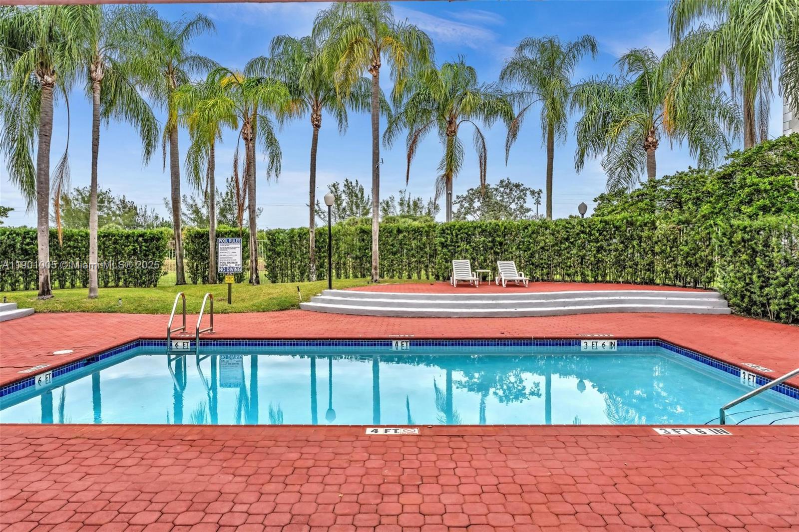 LAKEVIEW CLUB CONDO - Residential Lease