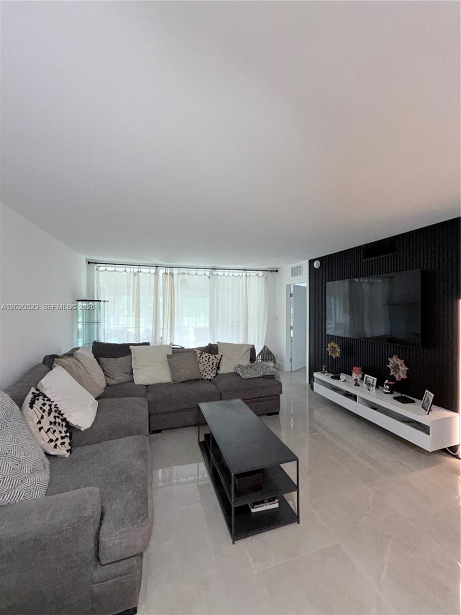 NO 60 PALM-AIRE COUNTRY C - Residential