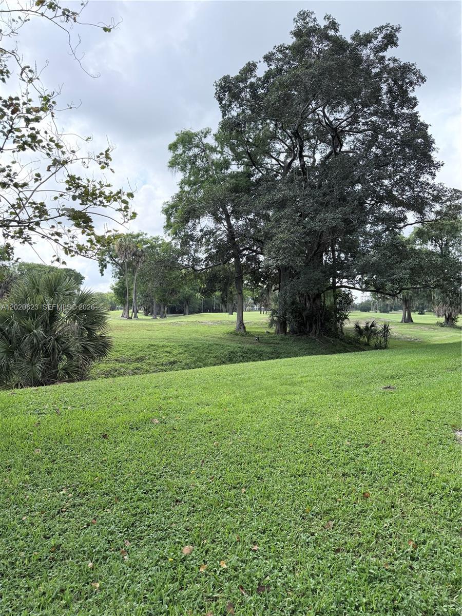 NO 60 PALM-AIRE COUNTRY C - Residential