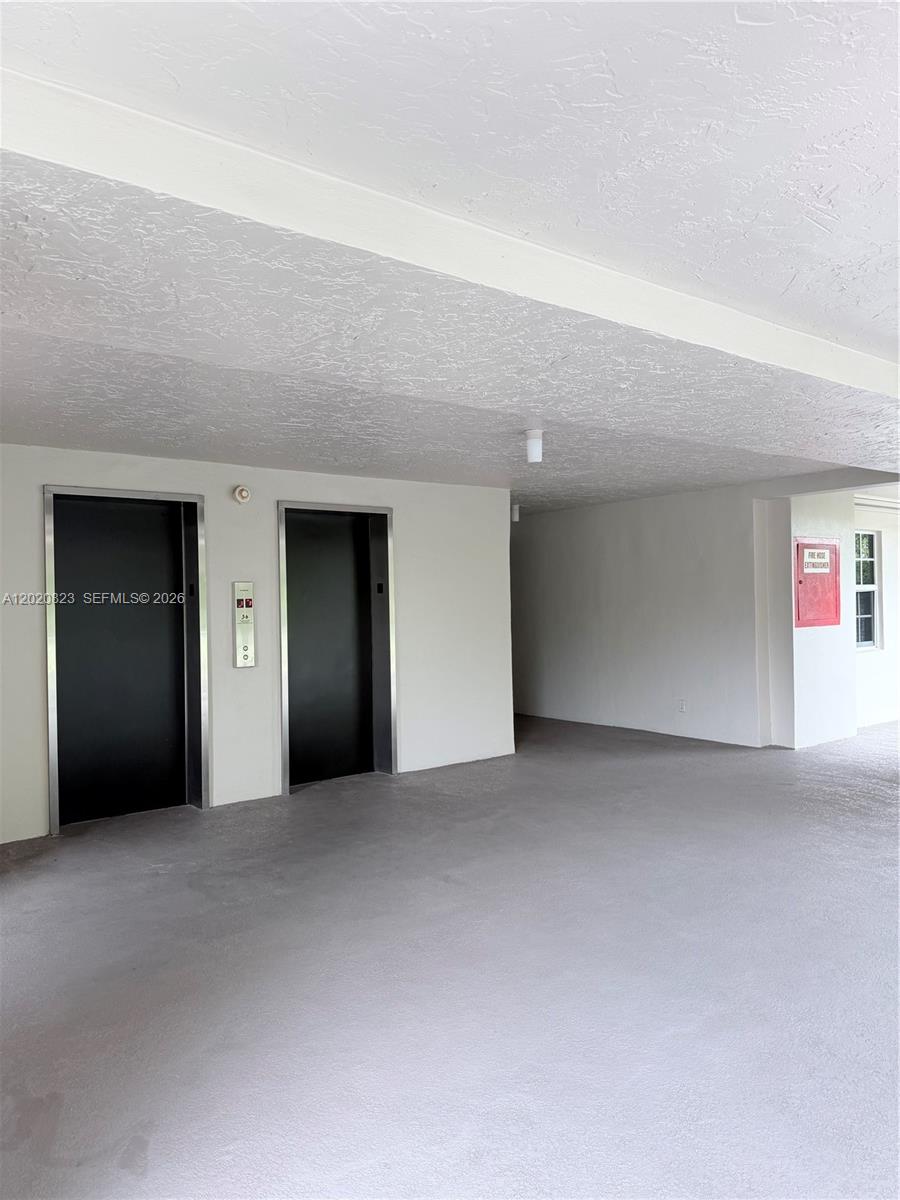 NO 60 PALM-AIRE COUNTRY C - Residential