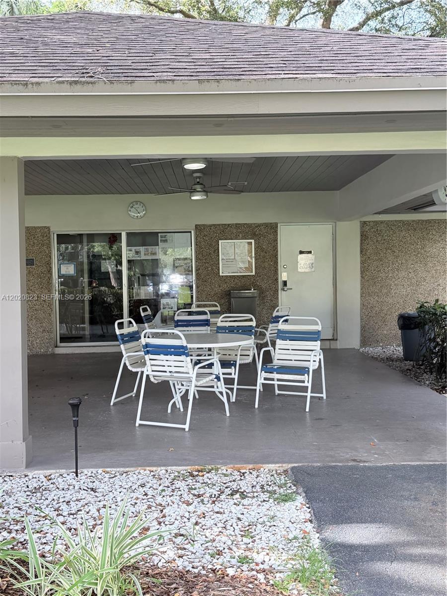 NO 60 PALM-AIRE COUNTRY C - Residential