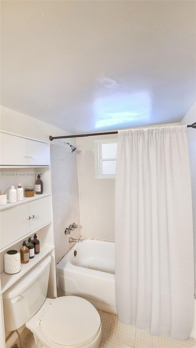 7410 SW 82nd St K211