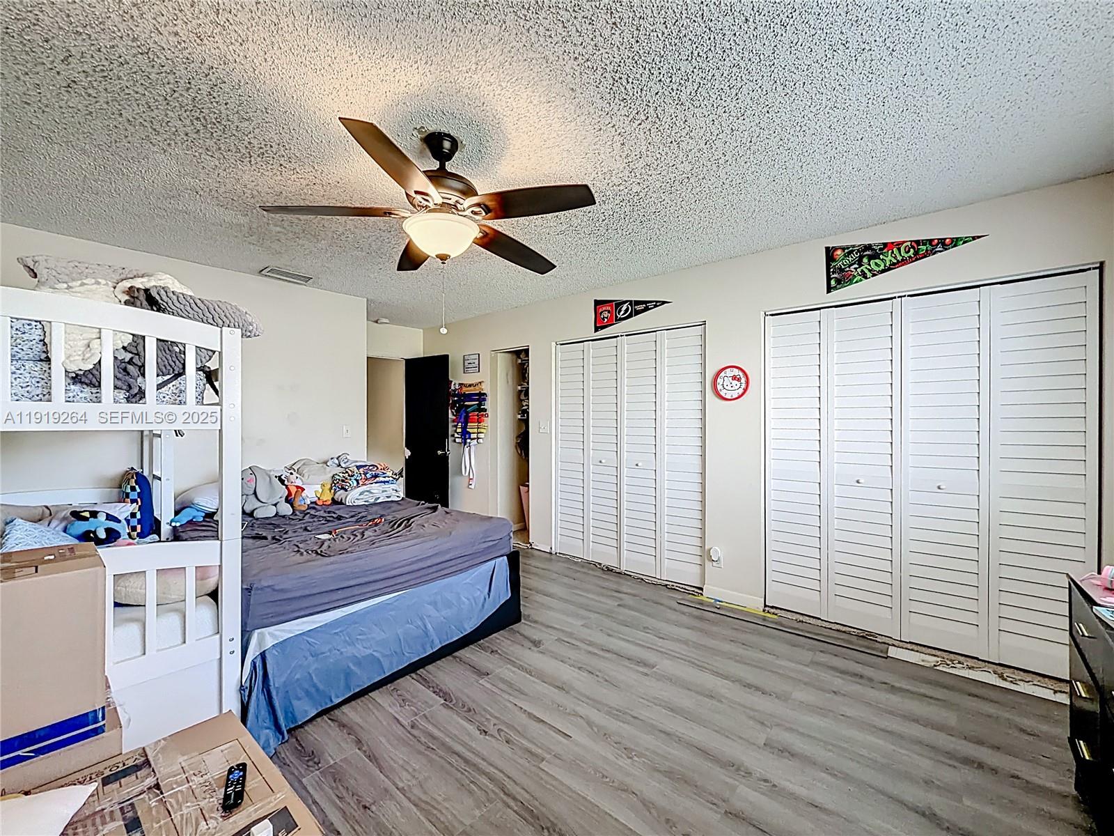 NOB HILL AT WELLEBY CONDO - Residential