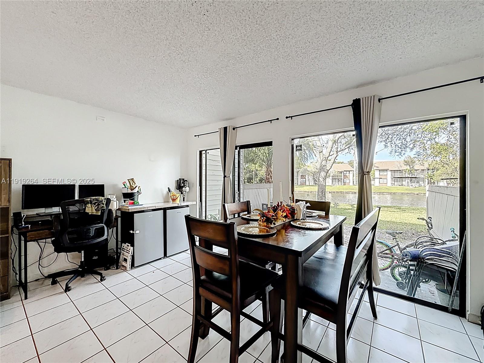 NOB HILL AT WELLEBY CONDO - Residential