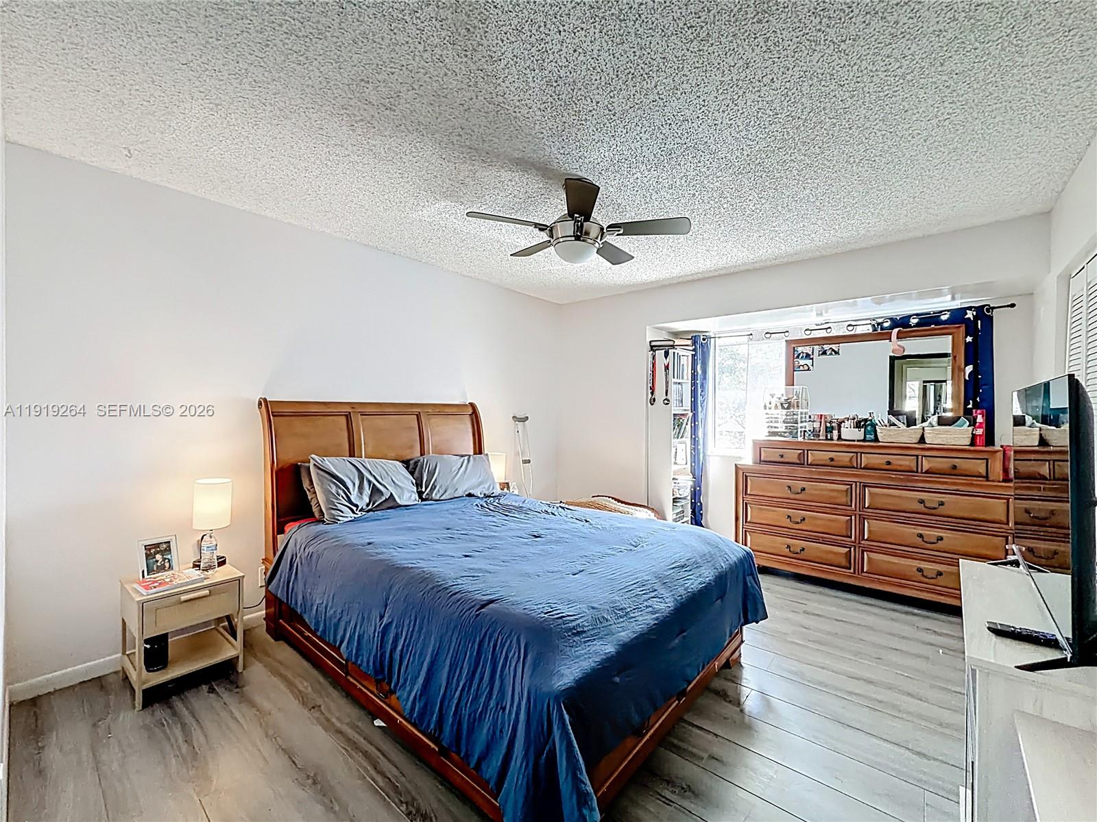 NOB HILL AT WELLEBY CONDO - Residential