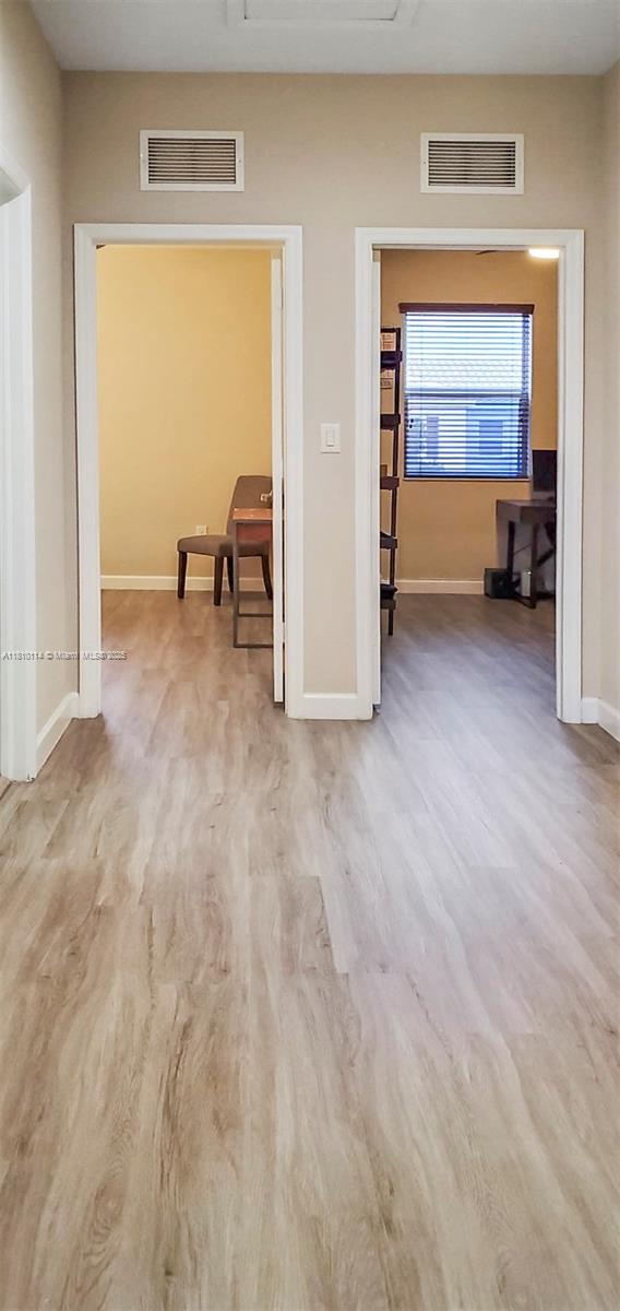 KENDALL COMMONS TOWNHOMES - Residential
