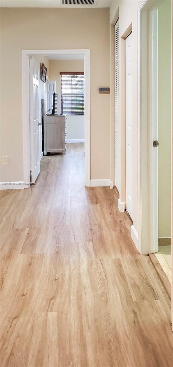 KENDALL COMMONS TOWNHOMES - Residential