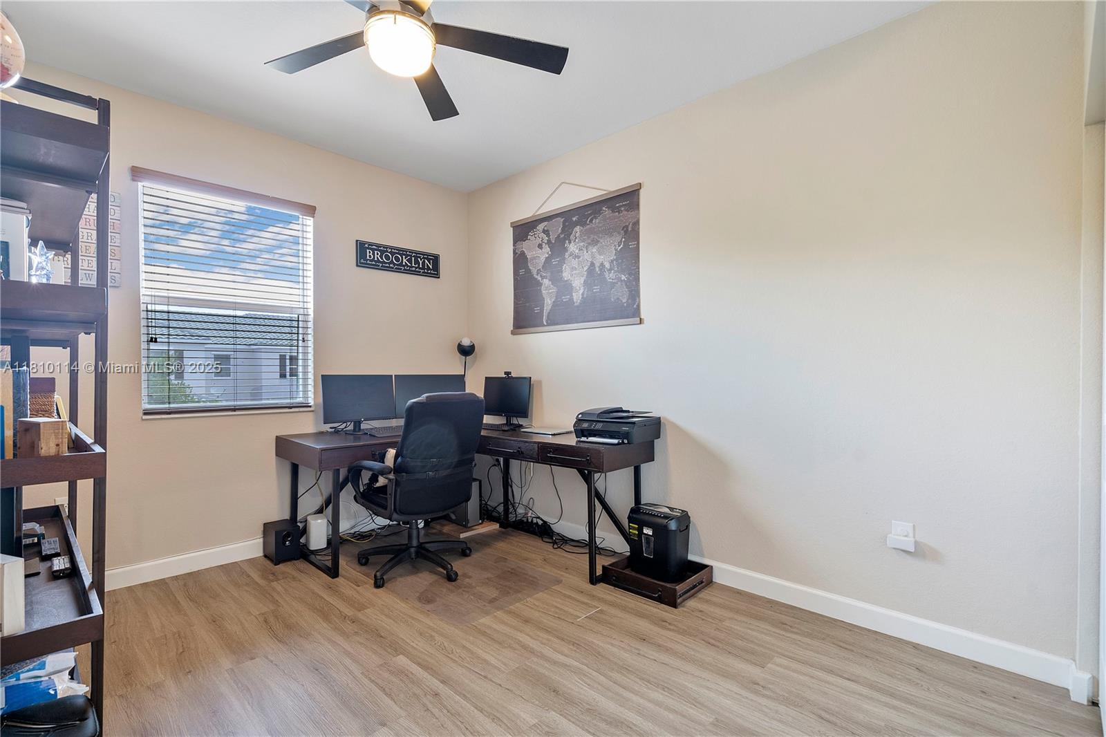 KENDALL COMMONS TOWNHOMES - Residential