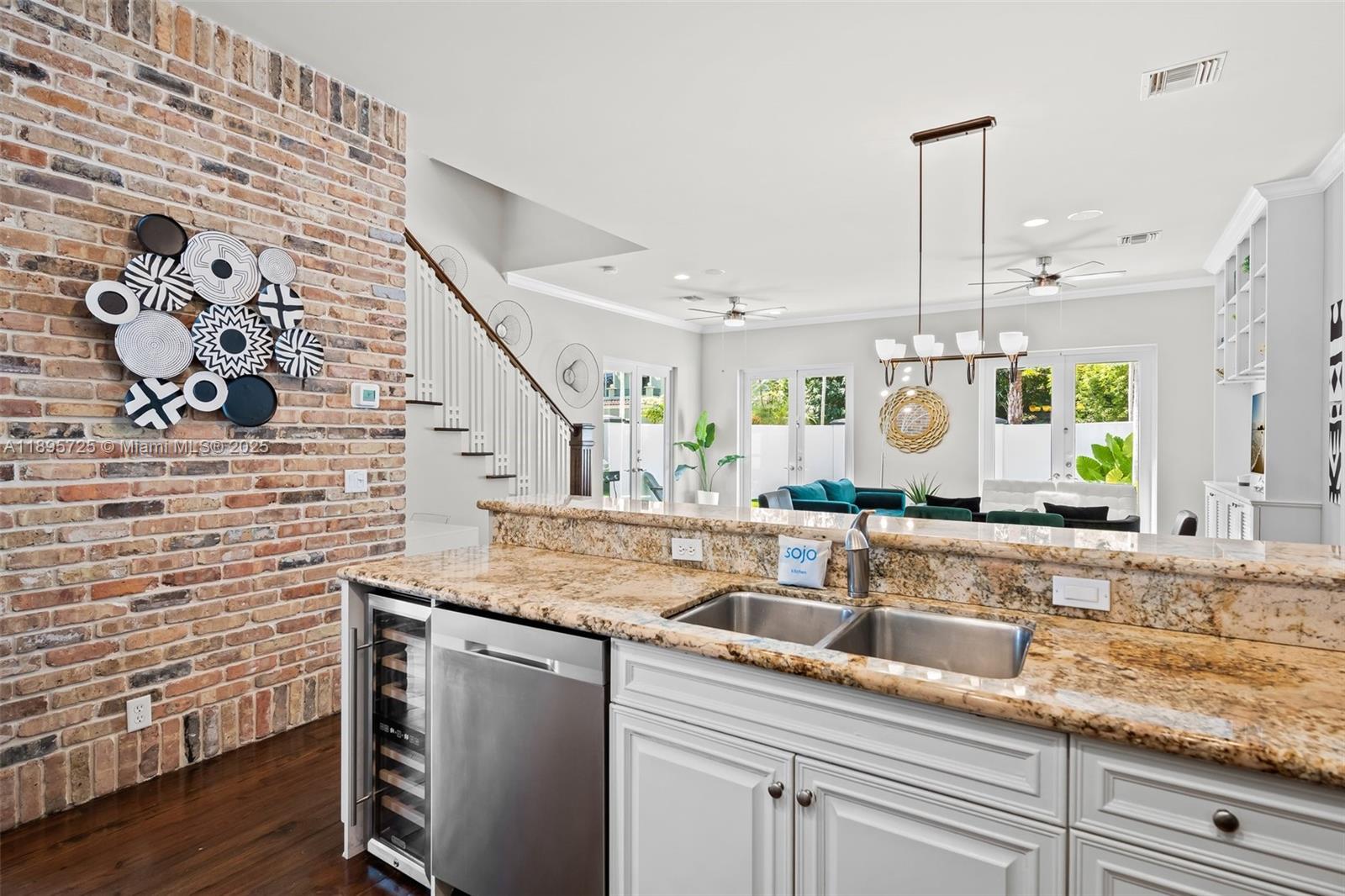 STRANAHANS SUB - Residential