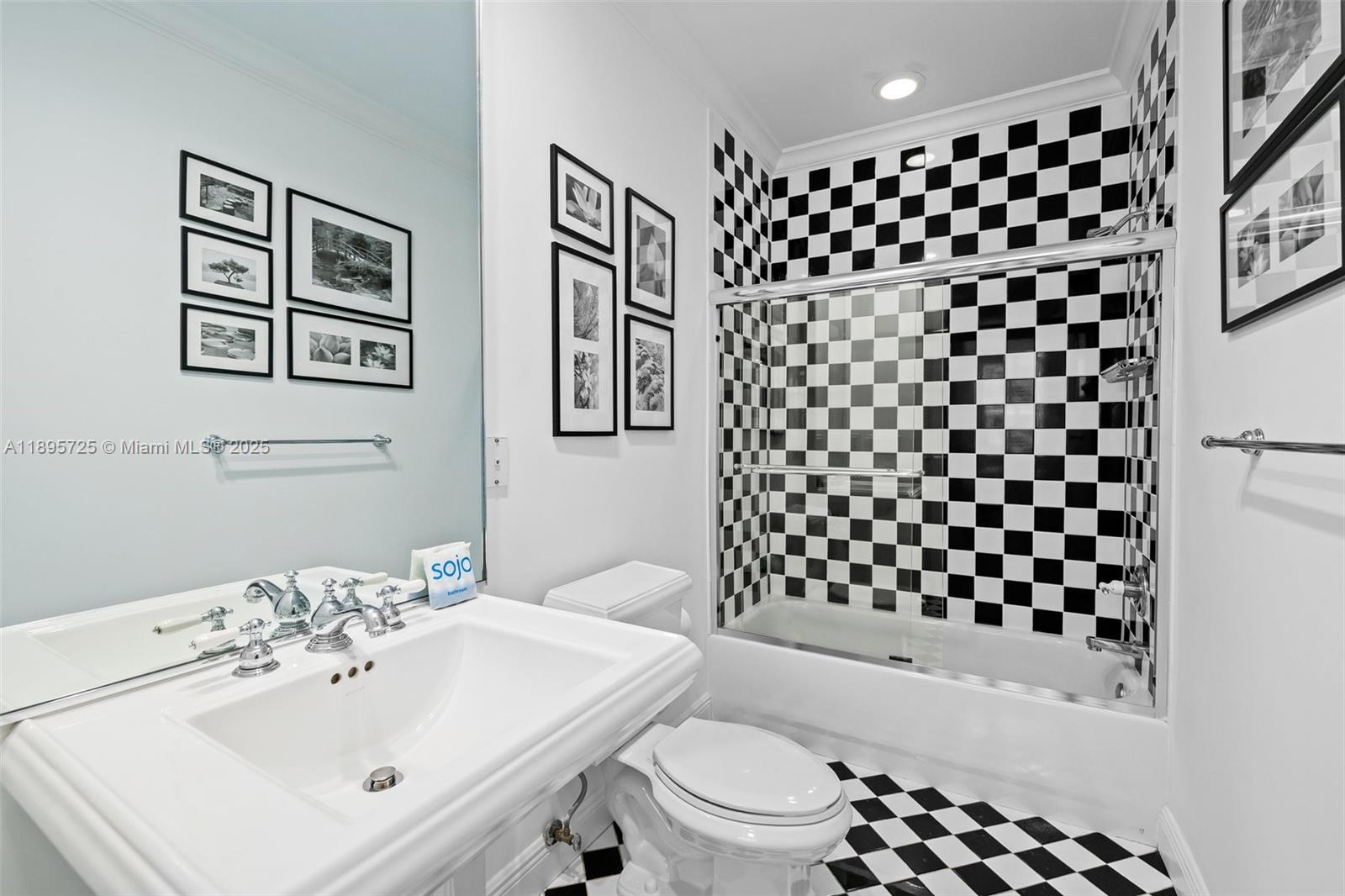 STRANAHANS SUB - Residential