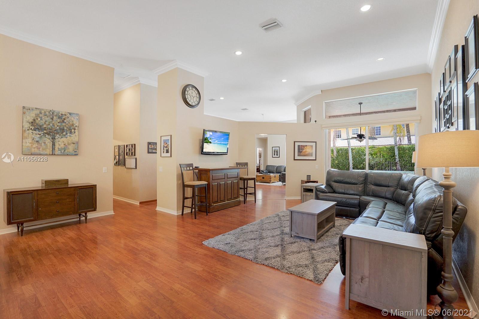 SECTOR 2-PARCELS 1 2 3 4 - Residential