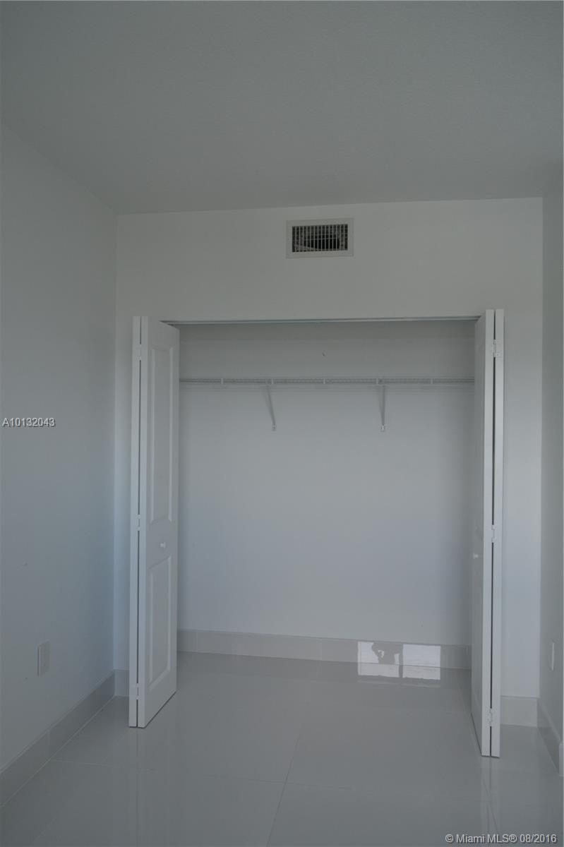 VUE AT BRICKELL CONDO - Residential Lease