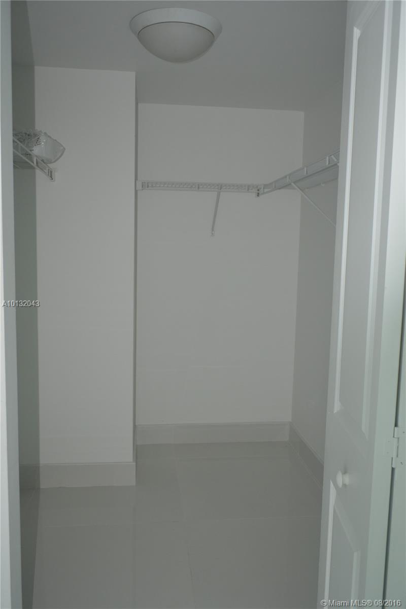 VUE AT BRICKELL CONDO - Residential Lease