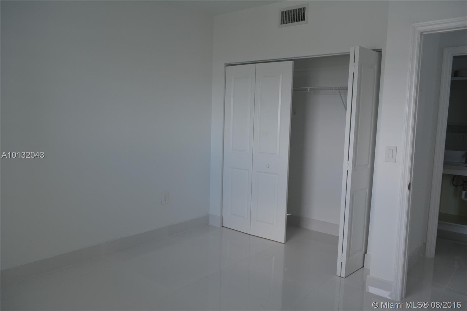 VUE AT BRICKELL CONDO - Residential Lease