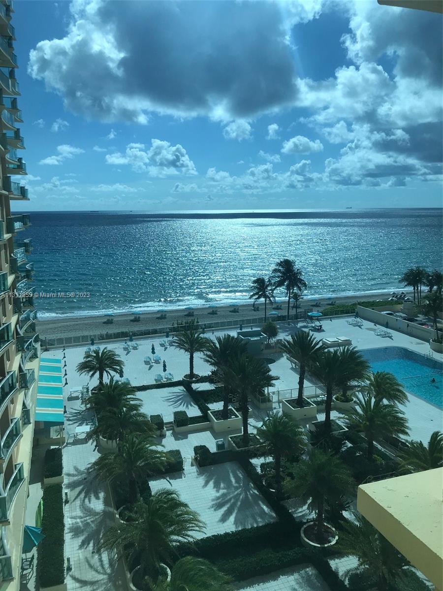 WAVE CONDO - Residential Lease