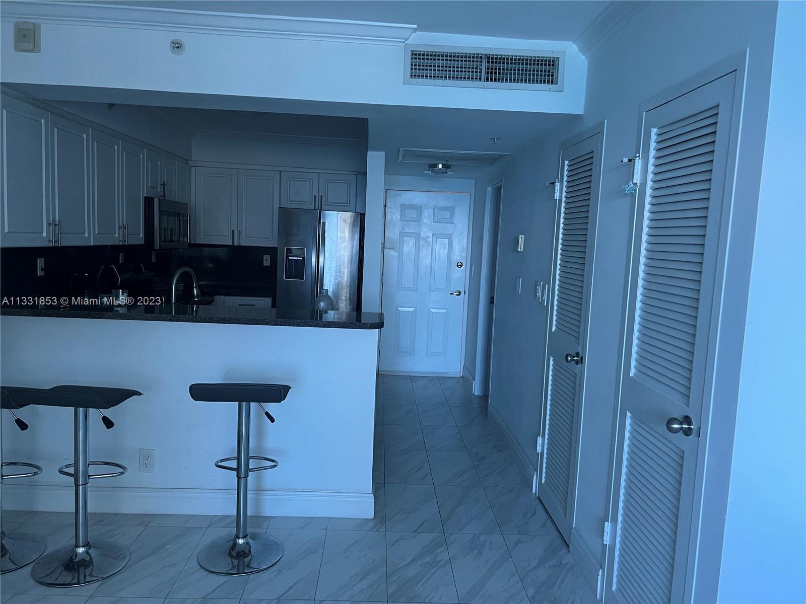 WAVE CONDO - Residential Lease