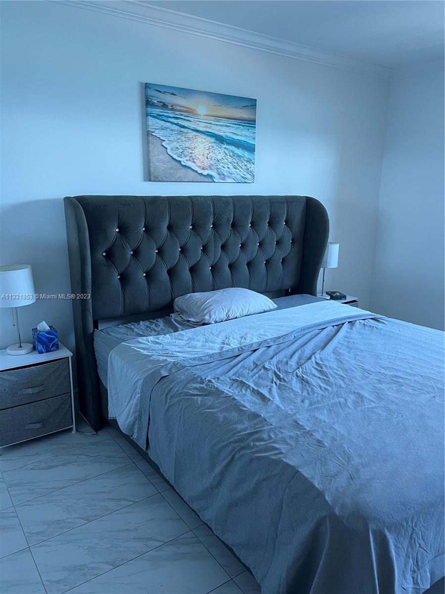 WAVE CONDO - Residential Lease