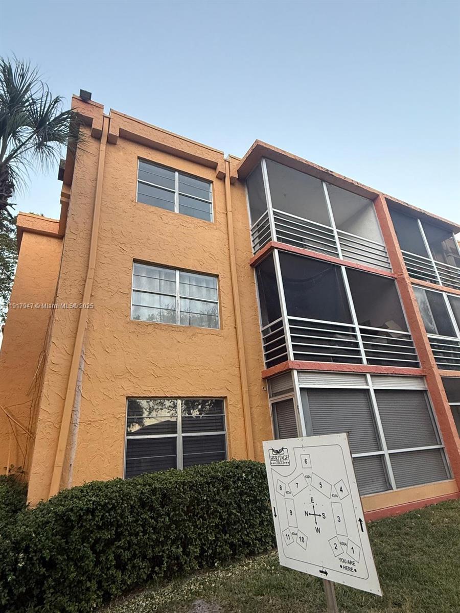 HERITAGE CIRCLE CONDO - Residential Lease