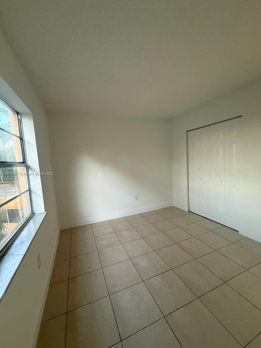 HERITAGE CIRCLE CONDO - Residential Lease