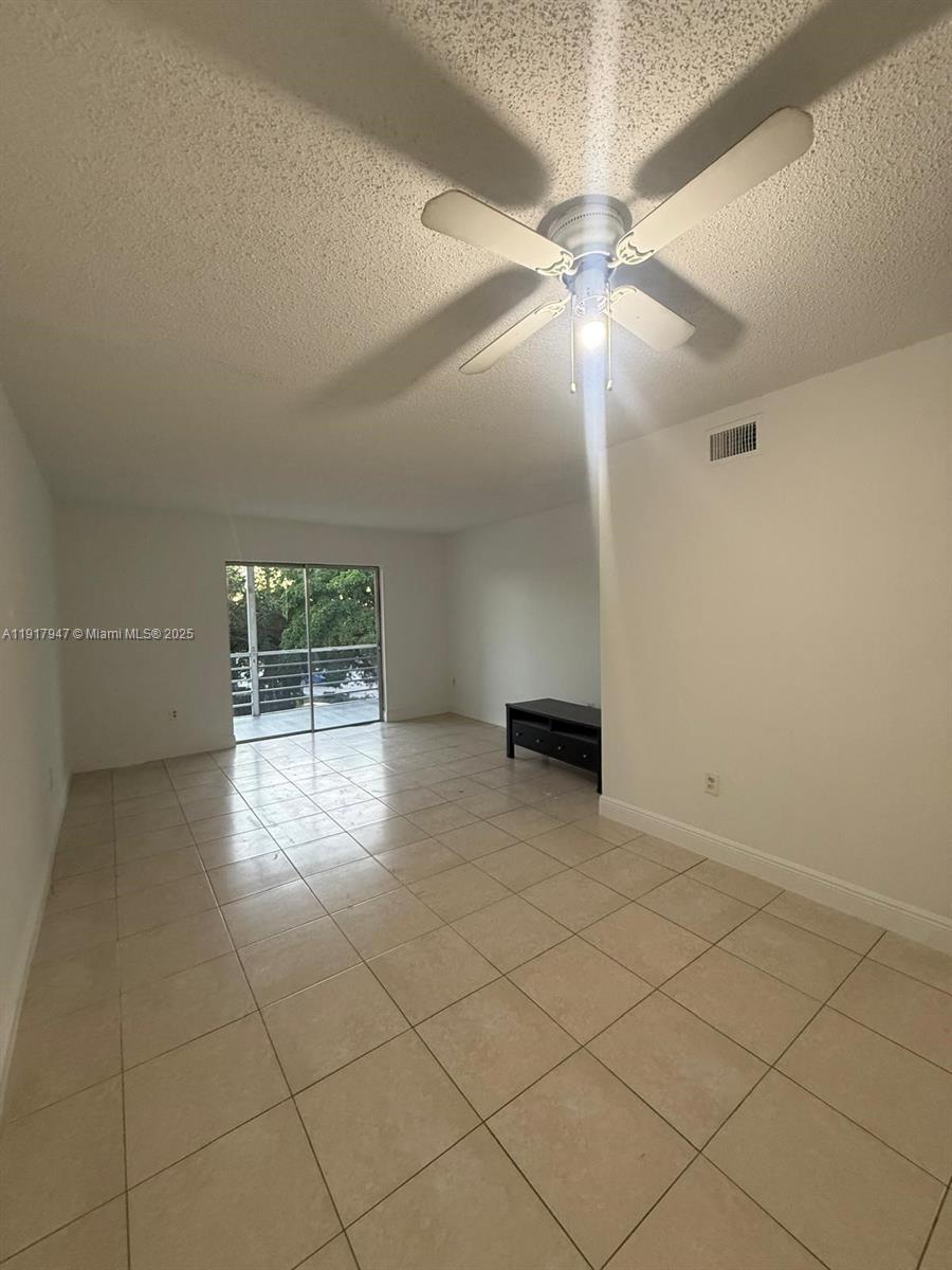 HERITAGE CIRCLE CONDO - Residential Lease
