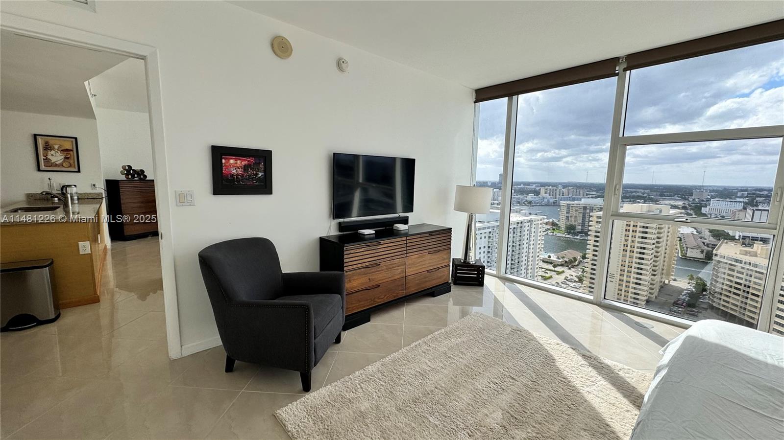 BEACH CLUB TWO CONDO - Residential Lease