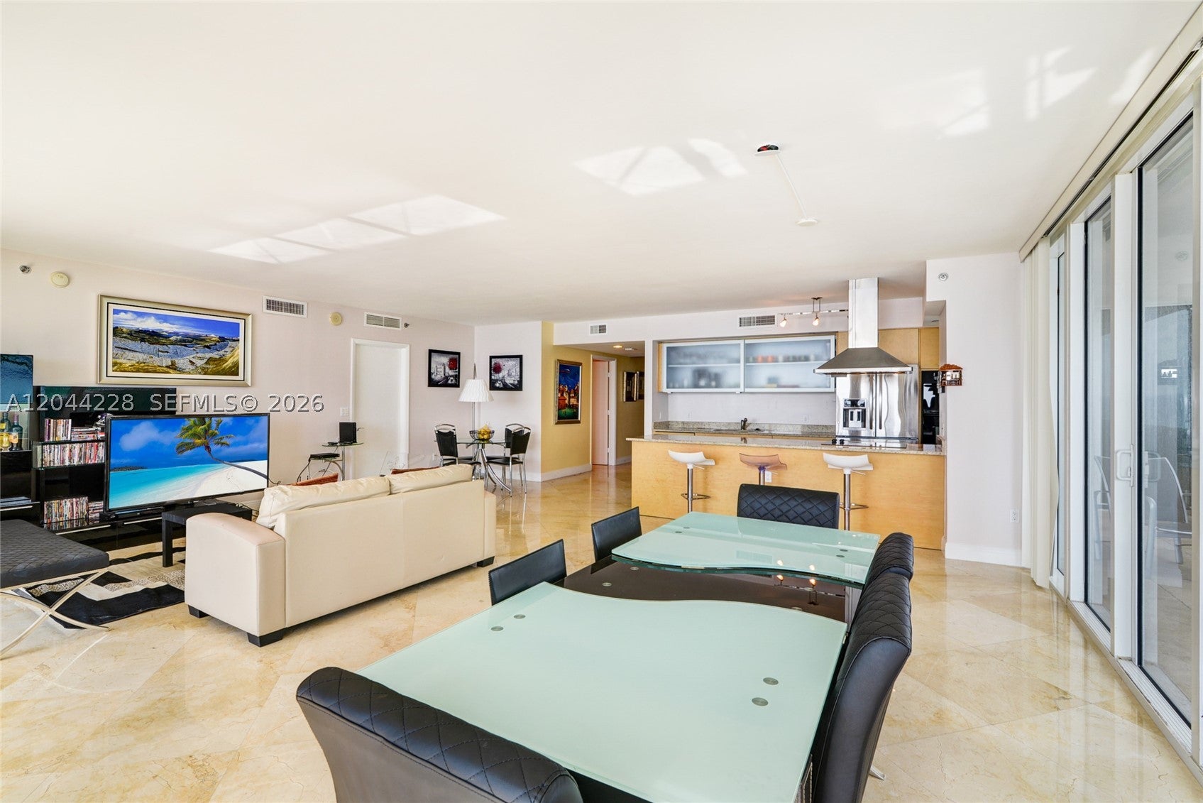 1800 S Ocean Dr 1101
